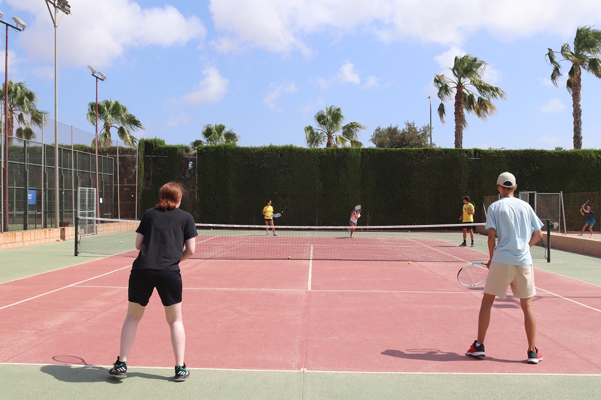 Campamento WaterSports + Tenis